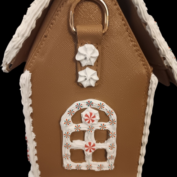 Slayerrr's Customs Gingerbread House Handbag - Picture 7 of 10